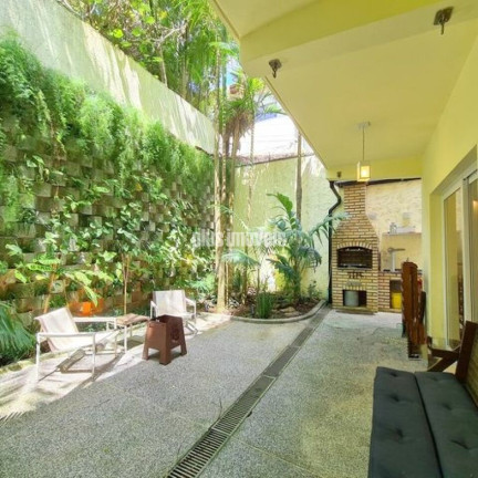 Imagem Casa com 3 Quartos à Venda, 228 m² em Chácara Monte Alegre - São Paulo