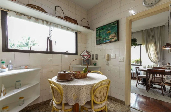 Imagem Imóvel com 4 Quartos à Venda, 242 m² em Indianópolis - São Paulo