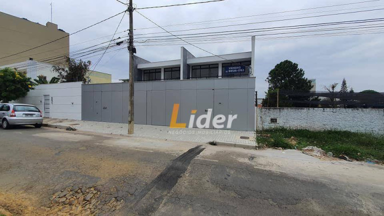 Imagem Casa com 3 Quartos à Venda, 238 m² em Aeroporto - Juiz De Fora Imagem Casa com 3 Quartos à Venda, 238 m² em Aeroporto - Juiz De Fora
