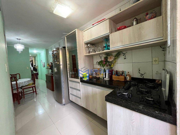 Imagem Casa com 4 Quartos à Venda, 224 m² em Presidente Kennedy - Fortaleza Imagem Casa com 4 Quartos à Venda, 224 m² em Presidente Kennedy - Fortaleza