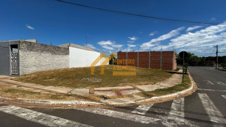 Terreno à Venda,  em Vale San Fernando - Itapetininga