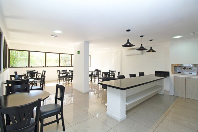 Imagem Apartamento com 2 Quartos à Venda, 70 m² em Menino Deus - Porto Alegre