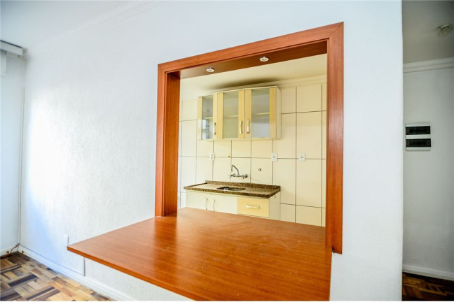 Imagem Imóvel com 1 Quarto à Venda,  em Jardim Lindóia - Porto Alegre