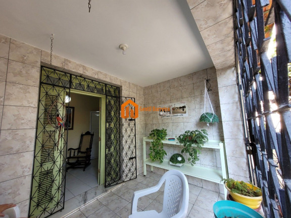 Imagem Casa com 6 Quartos à Venda, em Monte Castelo - Fortaleza Imagem Casa com 6 Quartos à Venda, em Monte Castelo - Fortaleza