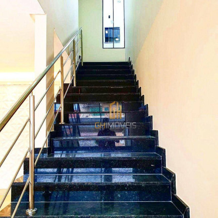 Imagem Sobrado com 4 Quartos à Venda, 210 m² em Jardim Planalto - Goiânia