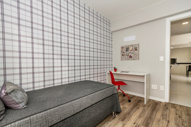 Imagem Imóvel com 2 Quartos à Venda, 76 m² em Menino Deus - Porto Alegre