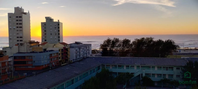 Imagem Apartamento com 2 Quartos à Venda, 78 m² em Centro - Tramandai