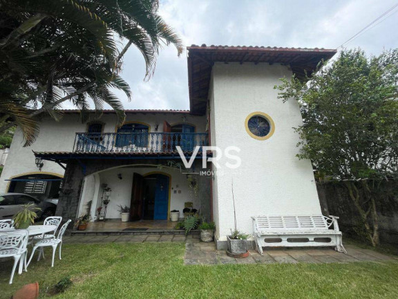 Casa com 4 Quartos à Venda, 274 m² em Bom Retiro - Teresópolis