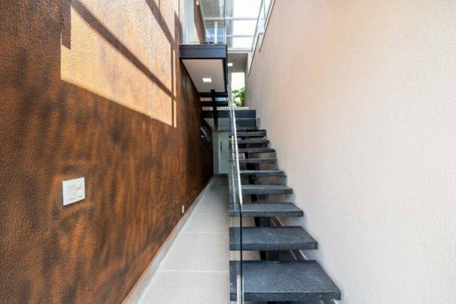 Imagem Casa com 4 Quartos à Venda, 405 m² em Alto De Pinheiros - São Paulo