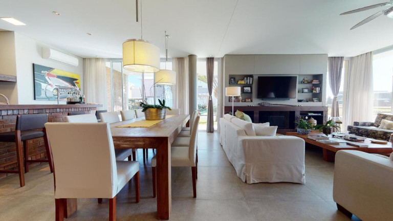 Imagem Casa de Condomínio com 4 Quartos à Venda, 460 m² em Xangri-lá - Xangri-lá