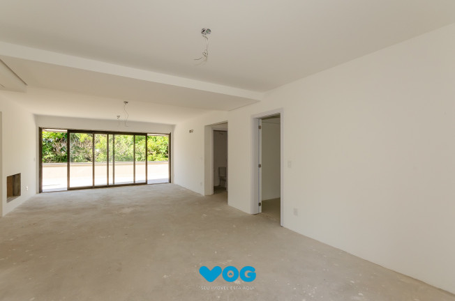 Imagem Imóvel com 3 Quartos à Venda, 205 m² em Três Figueiras - Porto Alegre Imagem Imóvel com 3 Quartos à Venda, 205 m² em Três Figueiras - Porto Alegre
