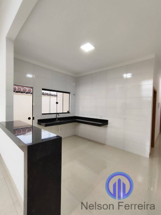 Imagem Casa com 3 Quartos à Venda, 223 m² em Aparecida De Goiânia