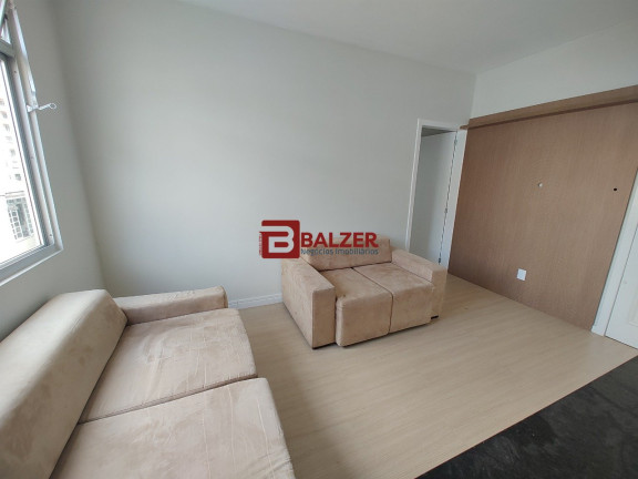 Imagem Apartamento com 3 Quartos à Venda, 76 m² em Centro - Florianópolis