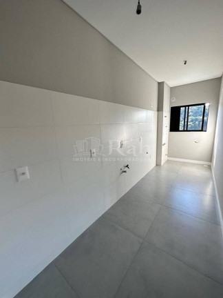 Imagem Casa de Condomínio com 2 Quartos à Venda, 72 m² em Ariribá - Balneário Camboriú