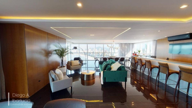 Imagem Apartamento com 4 Quartos à Venda, 283 m² em Centro - Balneário Camboriú