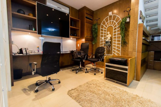 Imagem Casa com 5 Quartos à Venda, 366 m² em Brooklin Paulista - São Paulo Imagem Casa com 5 Quartos à Venda, 366 m² em Brooklin Paulista - São Paulo