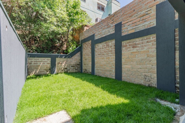 Imagem Casa com 3 Quartos à Venda, 210 m² em Chácara Das Pedras - Porto Alegre Imagem Casa com 3 Quartos à Venda, 210 m² em Chácara Das Pedras - Porto Alegre