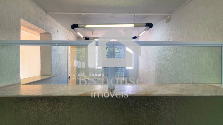 Imagem Sobrado com 8 Quartos para Alugar, 349 m² em Vila Bastos - Santo André