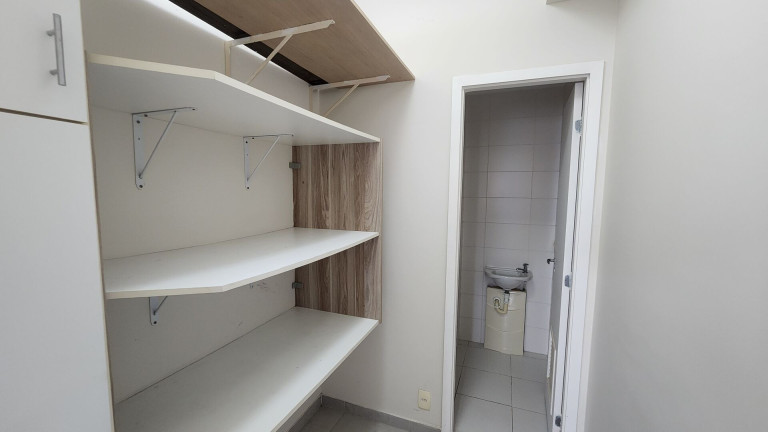 Imagem Apartamento com 3 Quartos para Alugar, 101 m² em José Menino - Santos