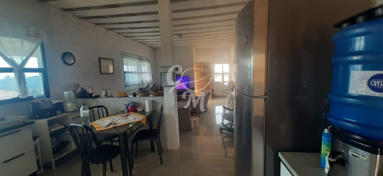 Imagem Imóvel com 3 Quartos à Venda, 2.000 m² em Centro - Guararema