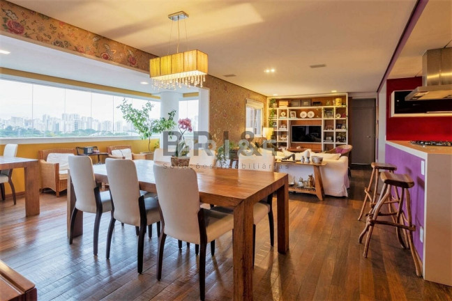 Apartamento com 5 Quartos à Venda, 238 m² em Brooklin - São Paulo