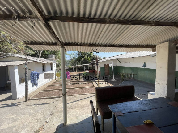 Imagem Casa com 3 Quartos à Venda, 910 m² em Centro - Florestal