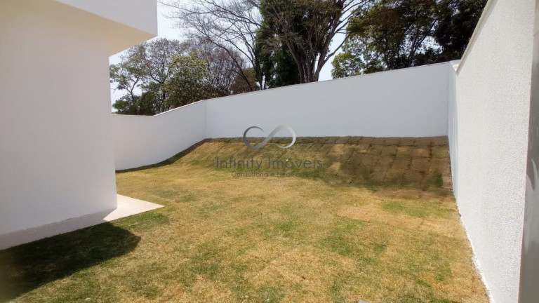 Imagem Casa com 3 Quartos à Venda, 510 m² em Várzea - Lagoa Santa Imagem Casa com 3 Quartos à Venda, 510 m² em Várzea - Lagoa Santa