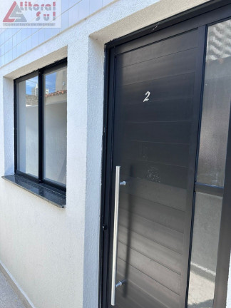 Imagem Casa com 2 Quartos à Venda, 52 m² em Vila Guilhermina - Praia Grande Imagem Casa com 2 Quartos à Venda, 52 m² em Vila Guilhermina - Praia Grande