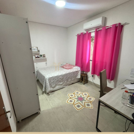 Imagem Casa com 3 Quartos à Venda, 190 m² em Jardim Jockey Club - Cuiabá Imagem Casa com 3 Quartos à Venda, 190 m² em Jardim Jockey Club - Cuiabá