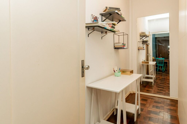 Imagem Apartamento com 1 Quarto à Venda, 42 m² em Centro Histórico - Porto Alegre