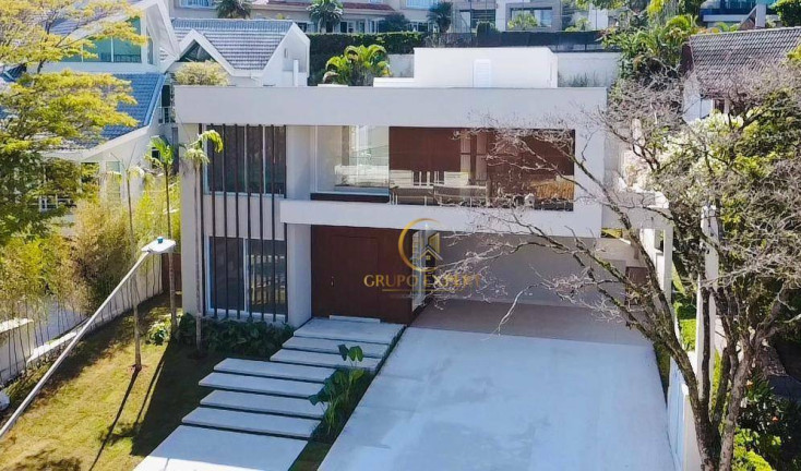 Sobrado com 5 Quartos à Venda, 640 m² em Alphaville 0 - Barueri