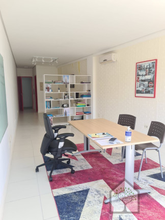Sala Comercial à Venda, 70 m² em Itacorubi - Florianópolis