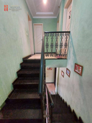 Imagem Casa com 3 Quartos à Venda, 224 m² em Vila Itamarati - Duque De Caxias