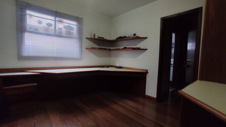 Imagem Casa com 3 Quartos à Venda, 360 m² em Alphaville 5 - Santana De Parnaíba Imagem Casa com 3 Quartos à Venda, 360 m² em Alphaville 5 - Santana De Parnaíba