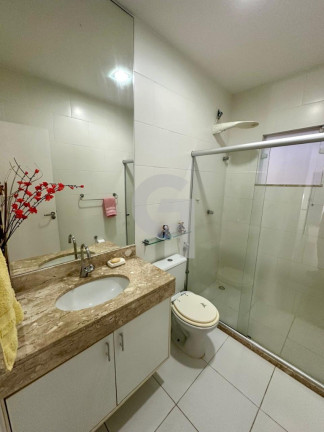 Imagem Casa com 4 Quartos à Venda, 148 m² em Buraquinho - Lauro De Freitas Imagem Casa com 4 Quartos à Venda, 148 m² em Buraquinho - Lauro De Freitas