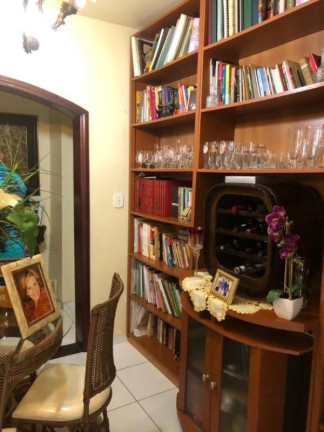 Imagem Casa com 4 Quartos à Venda, 515 m² em Centro - Macaé