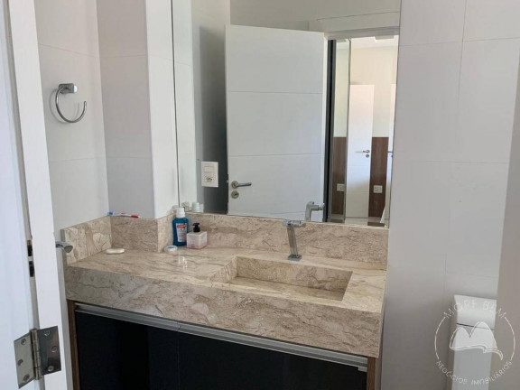 Imagem Apartamento com 4 Quartos à Venda, 174 m² em Meia Praia - Itapema Imagem Apartamento com 4 Quartos à Venda, 174 m² em Meia Praia - Itapema