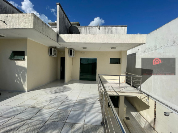 Imagem Casa com 3 Quartos à Venda, 250 m² em Tarumã - Manaus