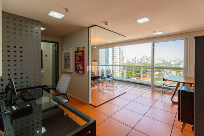 Imóvel Comercial à Venda, 38 m² em Pinheiros - São Paulo