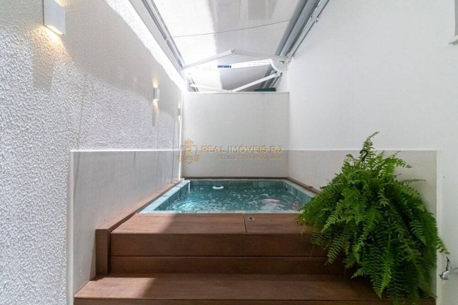 Imagem Apartamento com 1 Quarto à Venda, 38 m² em Copacabana - Rio De Janeiro Imagem Apartamento com 1 Quarto à Venda, 38 m² em Copacabana - Rio De Janeiro