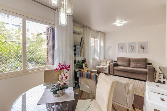 Imagem Apartamento com 2 Quartos à Venda, 65 m² em Petrópolis - Porto Alegre