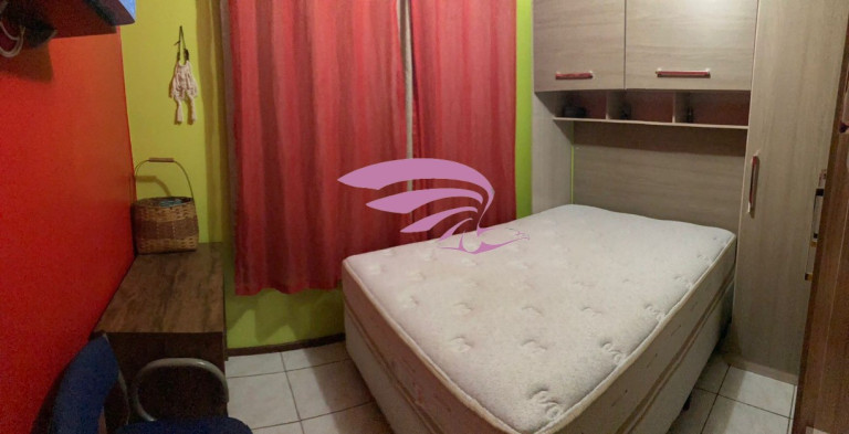 Imagem Casa com 3 Quartos à Venda, 75 m² em Boqueirão - Curitiba