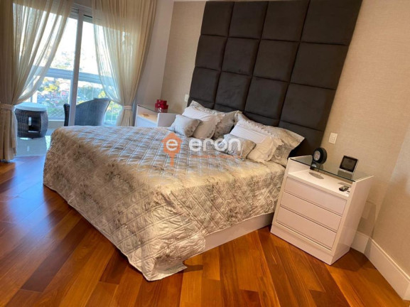 Imagem Apartamento com 4 Quartos à Venda, 298 m²