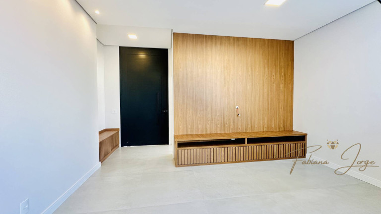 Imagem Casa com 3 Quartos à Venda, 300 m² em Roncáglia - Valinhos Imagem Casa com 3 Quartos à Venda, 300 m² em Roncáglia - Valinhos
