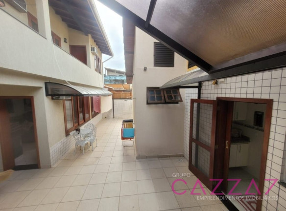 Imagem Casa com 5 Quartos à Venda, 1 m² em Flórida - Praia Grande Imagem Casa com 5 Quartos à Venda, 1 m² em Flórida - Praia Grande