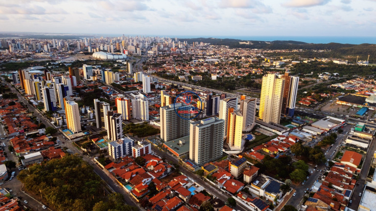 Imagem Apartamento com 2 Quartos para Alugar ou Temporada, 59 m² em Candelária - Natal