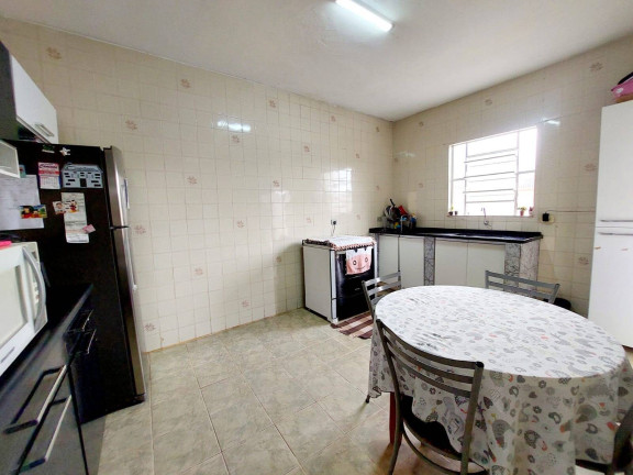 Imagem Casa com 3 Quartos à Venda, 276 m² em Jardim Imperial - Atibaia