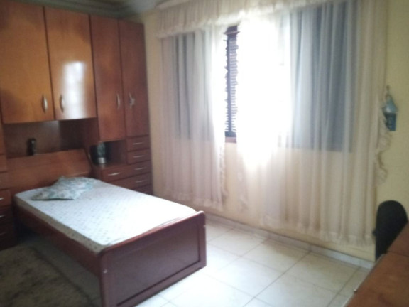 Imagem Sobrado com 3 Quartos à Venda, 290 m² em Cidade Edson - Suzano