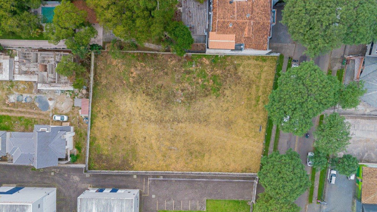 Imagem Terreno à Venda, 2.009 m² em Santa Felicidade - Curitiba Imagem Terreno à Venda, 2.009 m² em Santa Felicidade - Curitiba