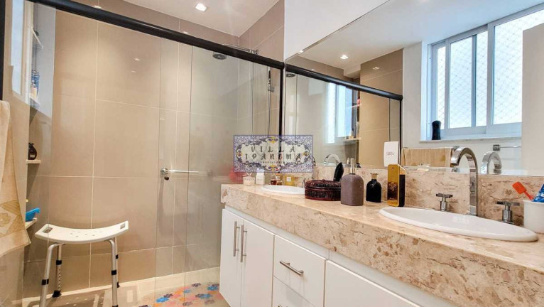Imagem Apartamento com 3 Quartos à Venda, 170 m² em Copacabana - Rio De Janeiro Imagem Apartamento com 3 Quartos à Venda, 170 m² em Copacabana - Rio De Janeiro